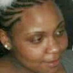 Meet your Posher, Monique